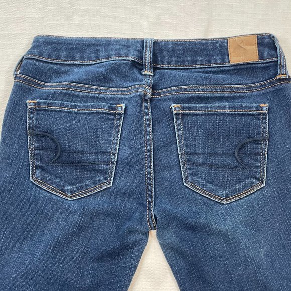 AE Skinny Stretch Dark Jeans Size 2 - Picture 3 of 10
